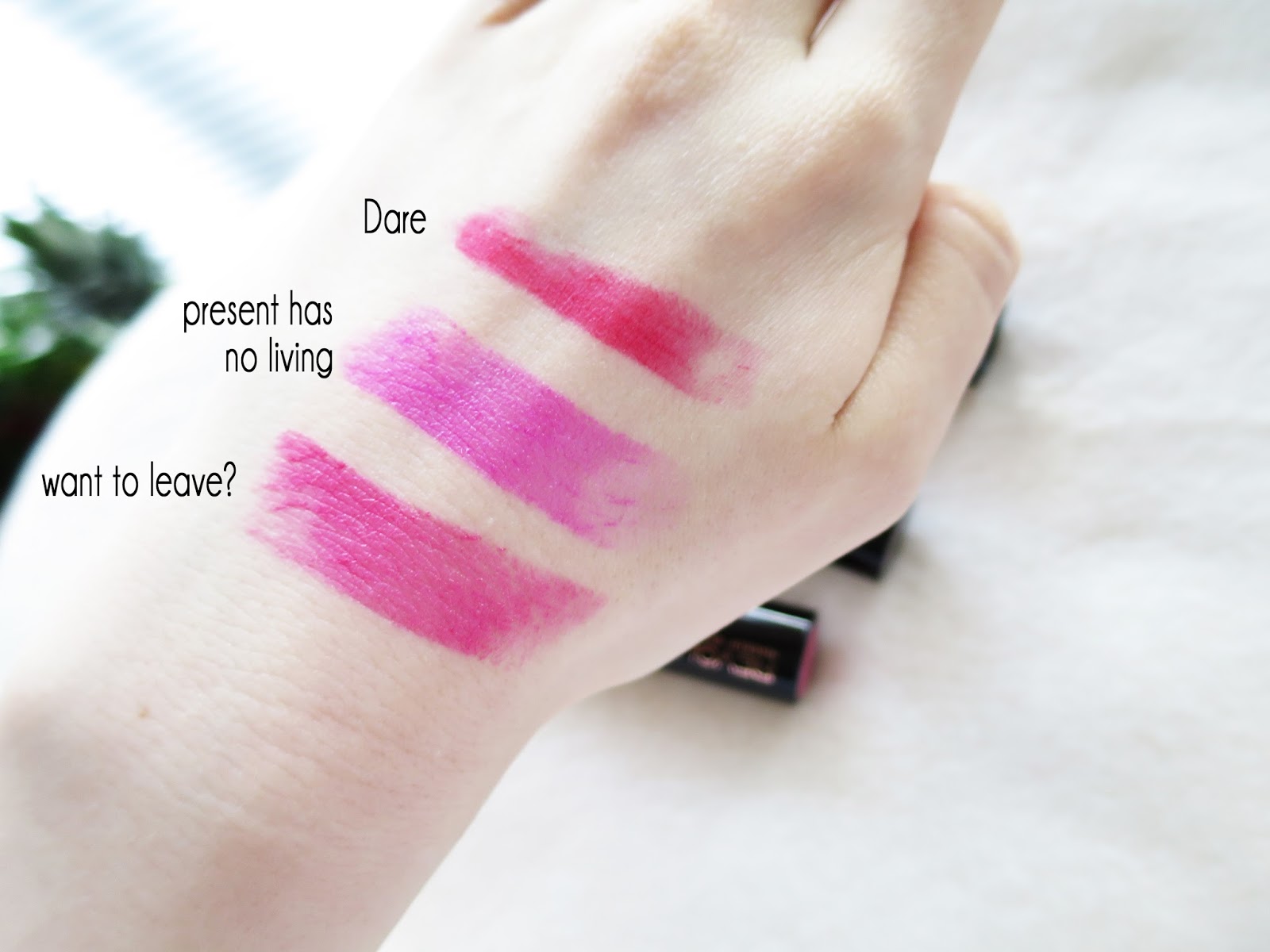 MAKEUP REVOLUTION: SWATCHES / REVIEW | Little Miss Fii