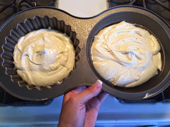 Kiss My Apron Giant Cupcake Pan Review
