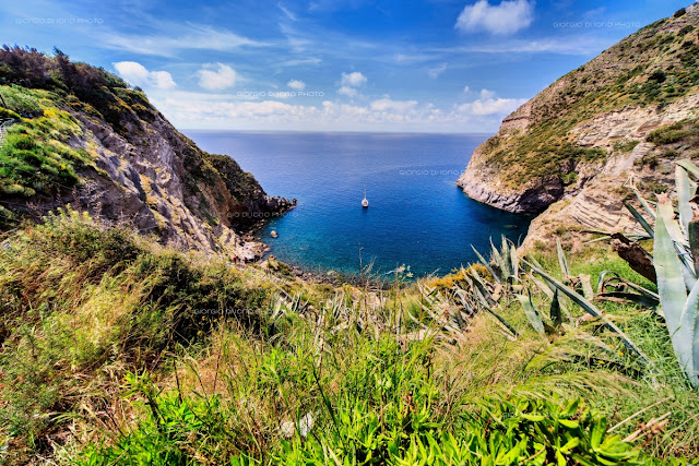 Paesaggi Ischitani, Baia di Sorgeto, Terme Naturali Ischia, Colori mediterranei di Ischia, Scalinata di Sorgeto, Acqua Termale Ischia, Punta Chiarito, Monte di Panza, 