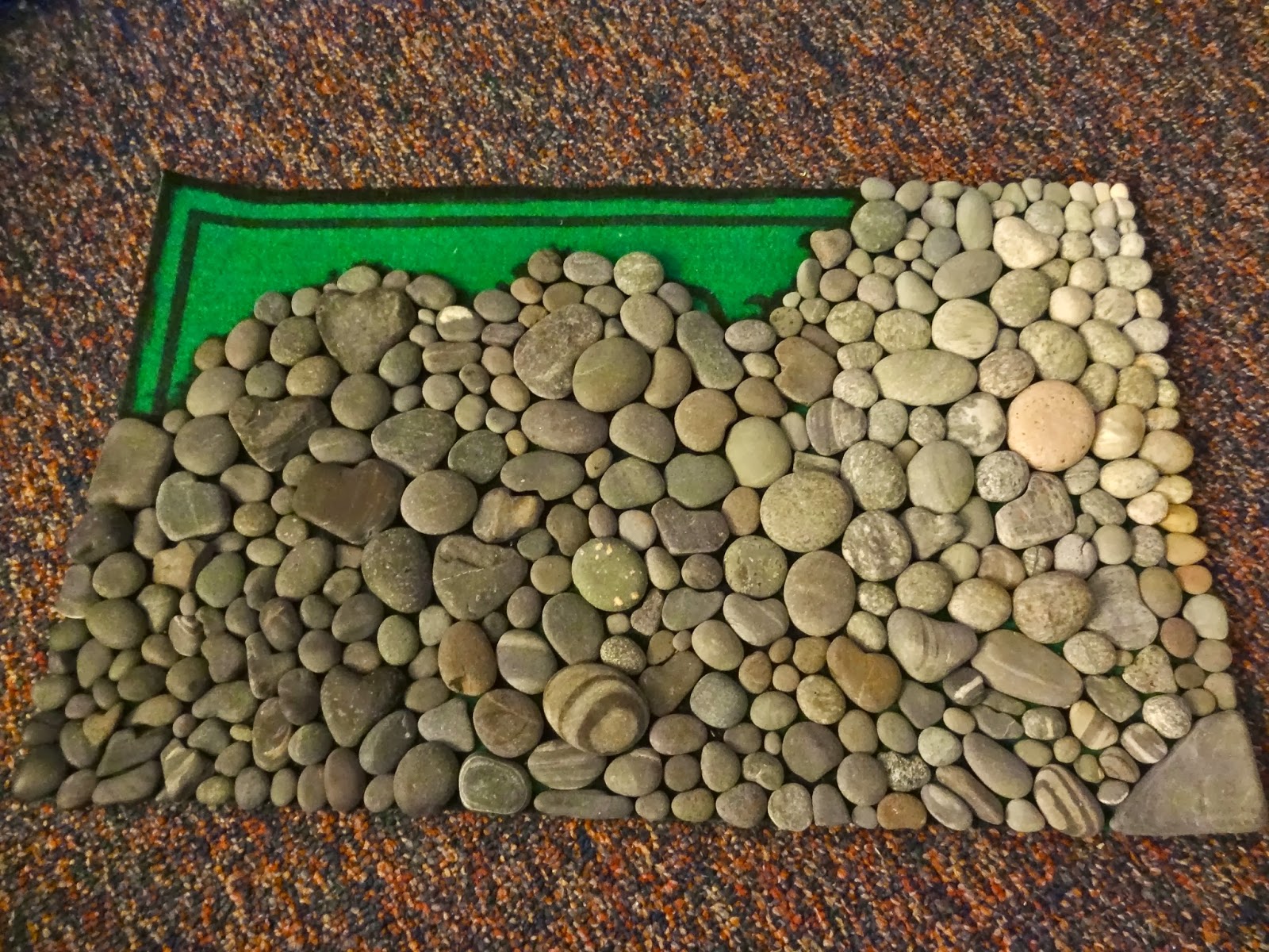the little gunnell family DIY Stone Mat