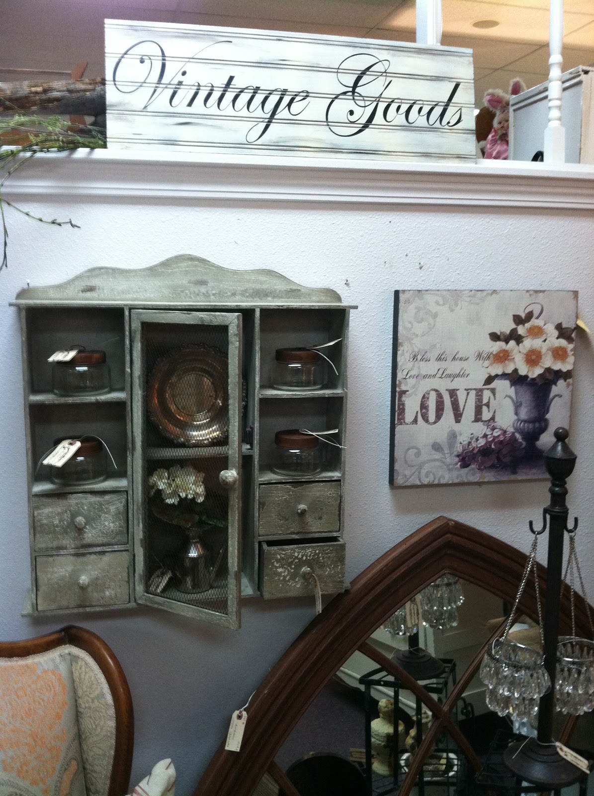 Pollyanna Reinvents Antique Mall Displays that Work!!