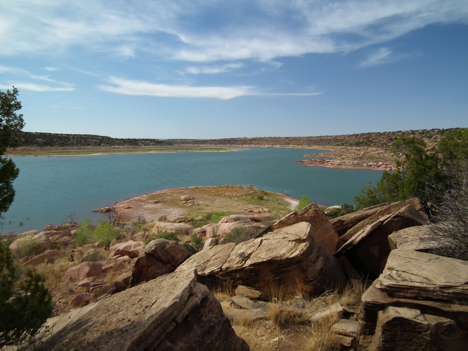 lake conchas