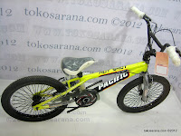 2 Sepeda BMX Pacific Hot Shot Free Style 20 Inci