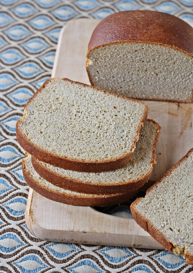 Versatile Vegetarian Kitchen Honey Whole Wheat Bread (Bread Machine