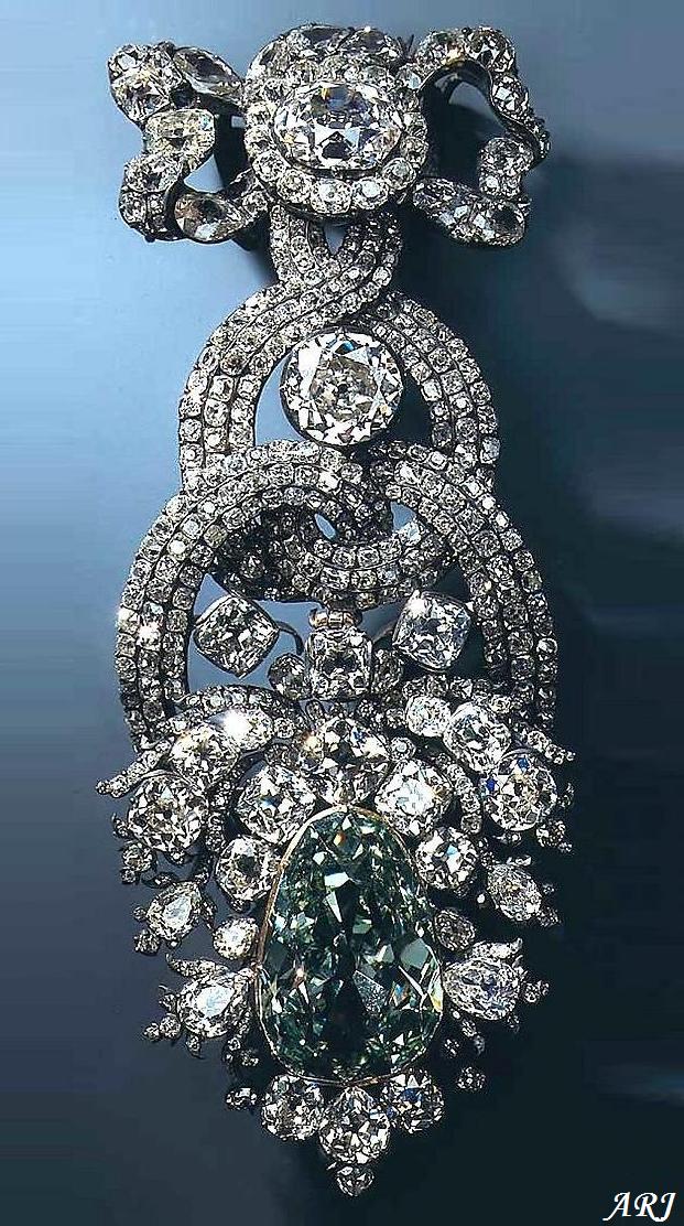 Artemisia's Royal Jewels German Royal Jewels Hat Ornament with