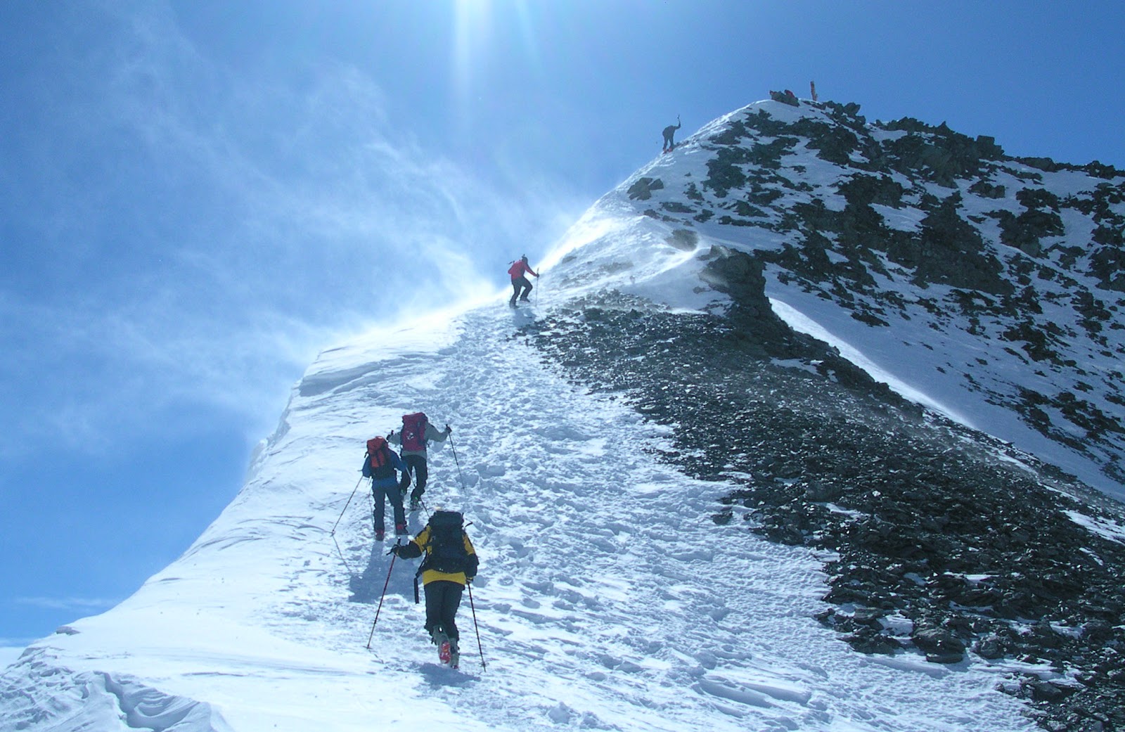 Resultado de imagen para escalar montaña