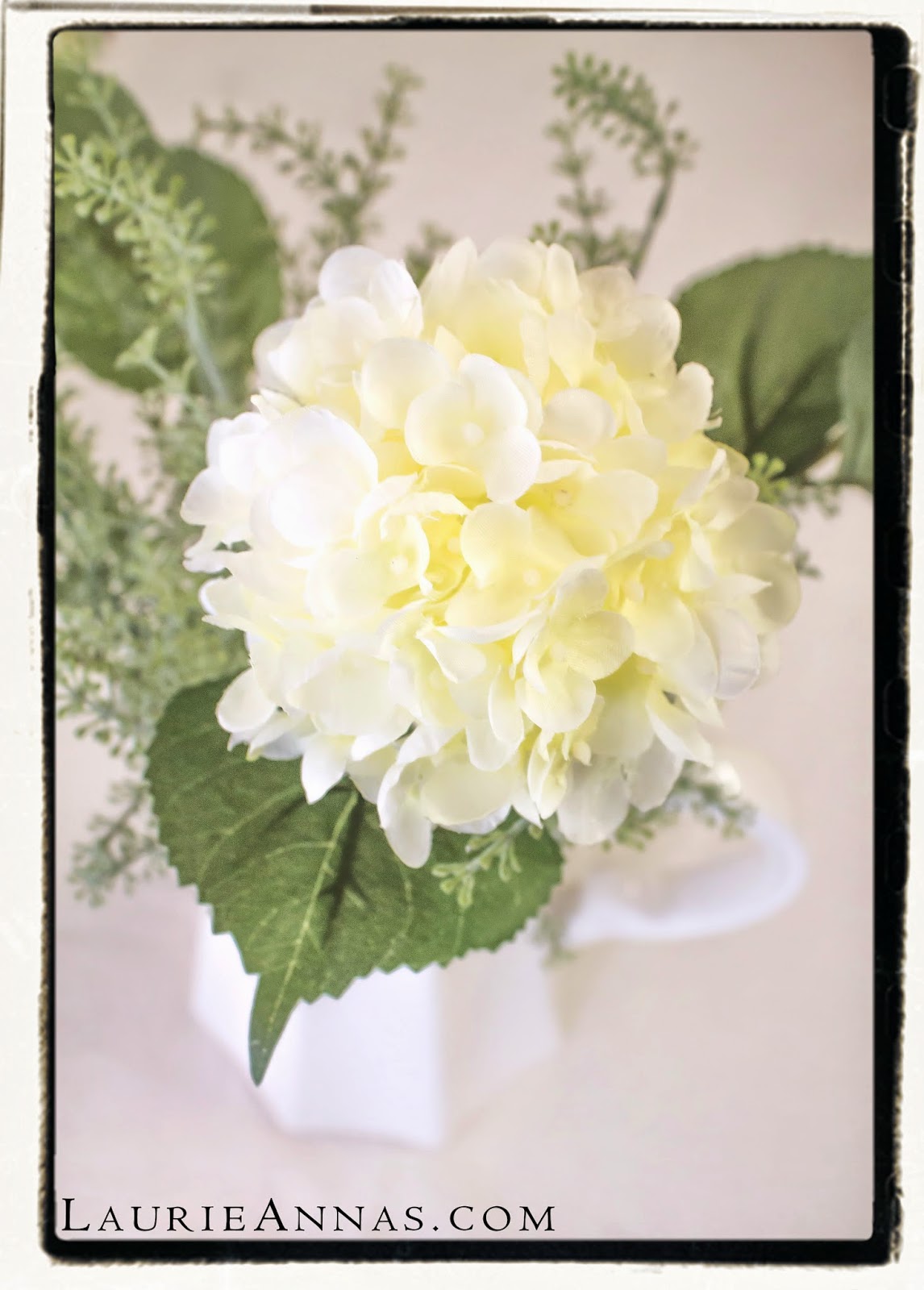 LaurieAnna's Vintage Home: Silk Floral Arranging...It's easier than you