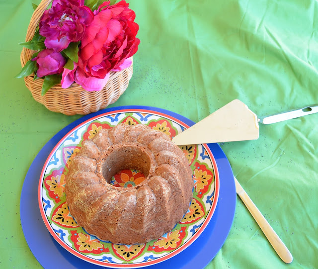 Bundt De  Dulce De Membrillo Y Semilla De Amapola
