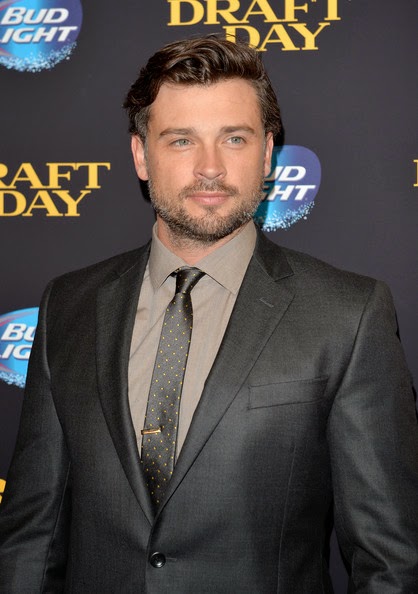 Punch Drunk Critics The Talent Show Tom Welling