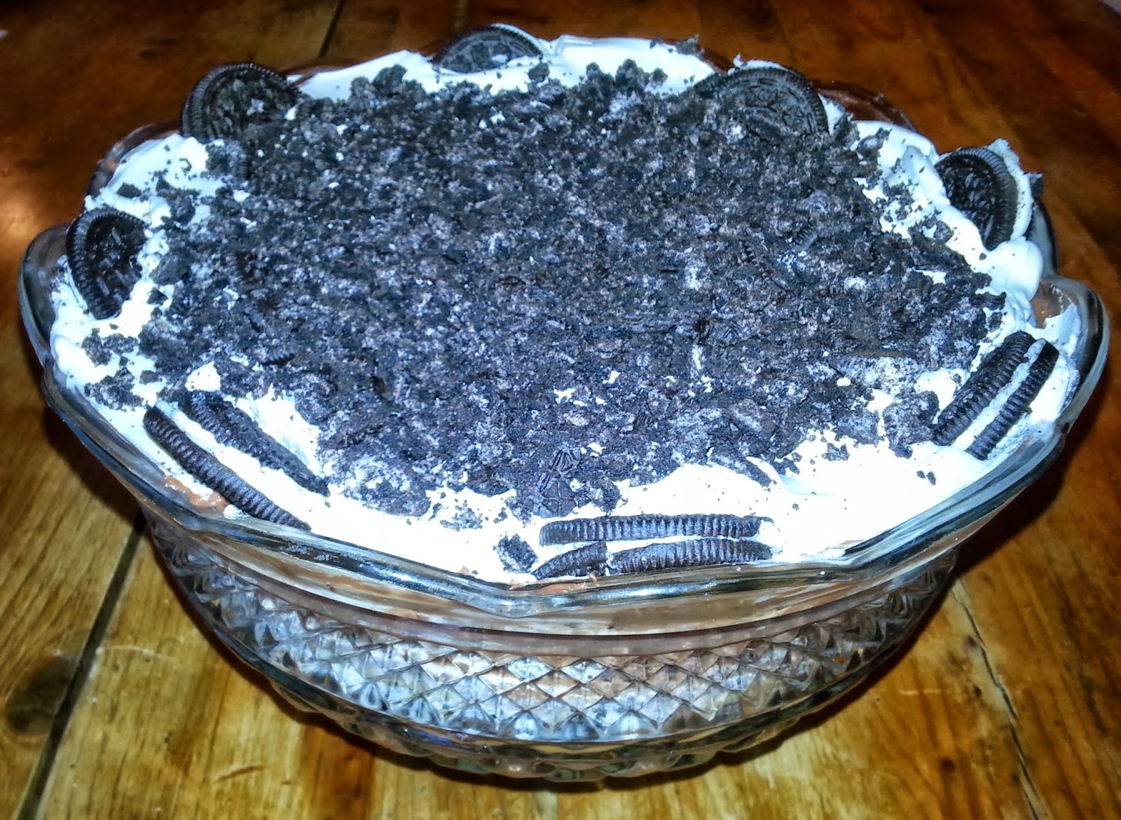 Now You Can Pin It! Cookies and Cream Trifle