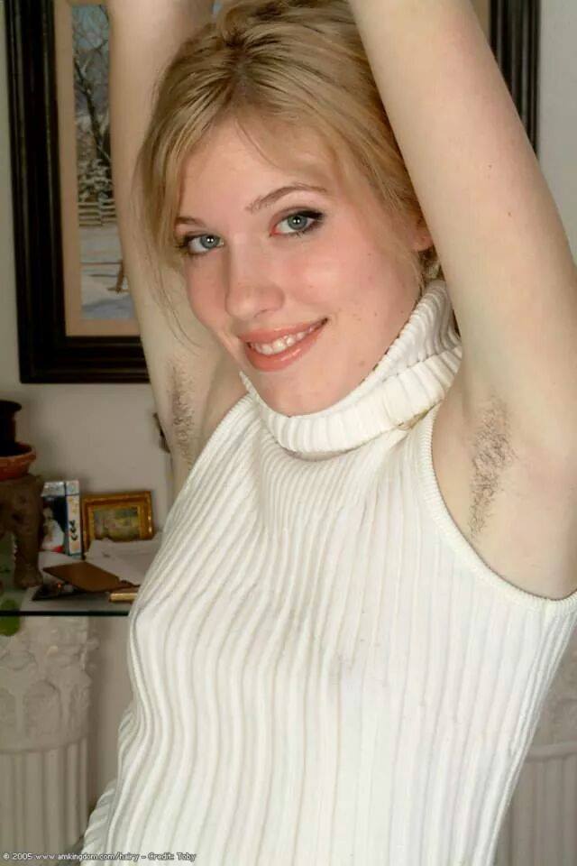 Armpits blonde