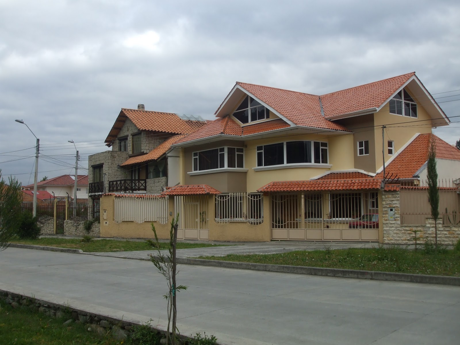 Casas de oportunidad en Cuenca Ecuador: Arriendo Hermosa Casa de Lujo