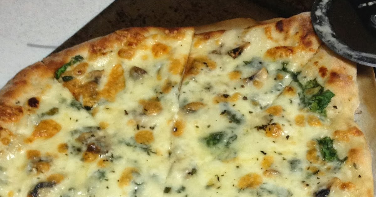 The Mellow Mallow Easy Garlic & Herb Pizza Crust Recipe