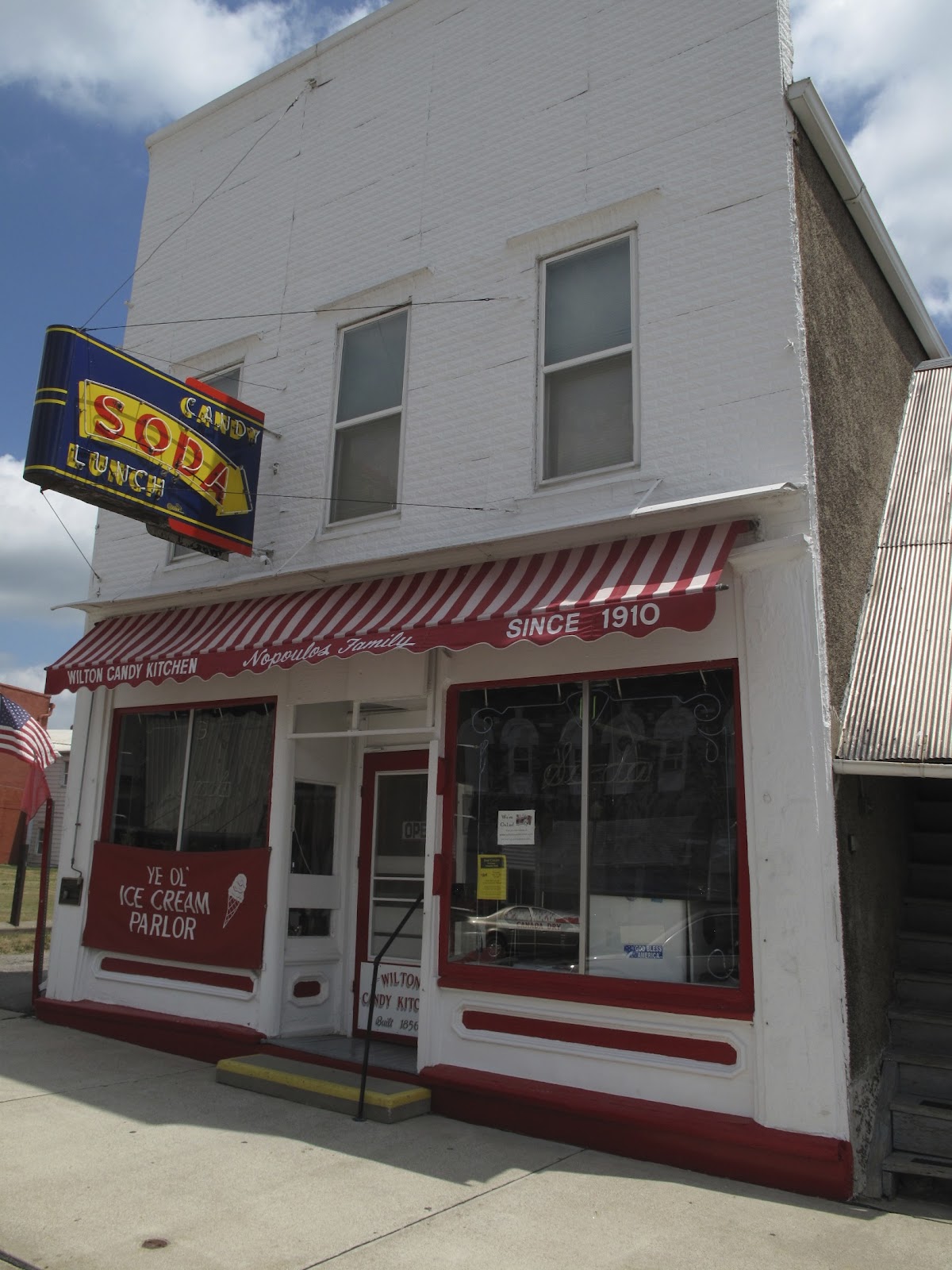 TJs Great Places Wilton Candy Kitchen Wilton, IA