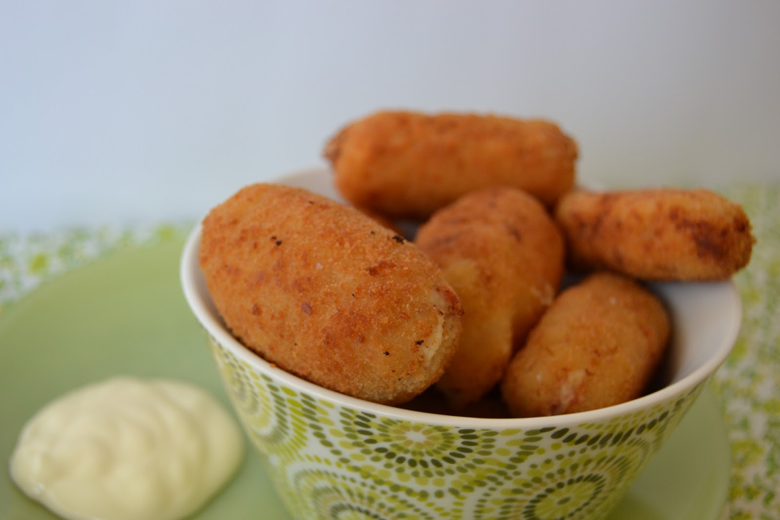 AZÚCAR Y SAL en tu cocina. CROQUETAS DE POLLO SIN HUEVO