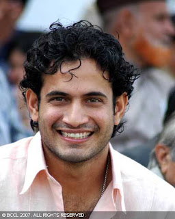 Irfan Pathan Height, Weight and Age
