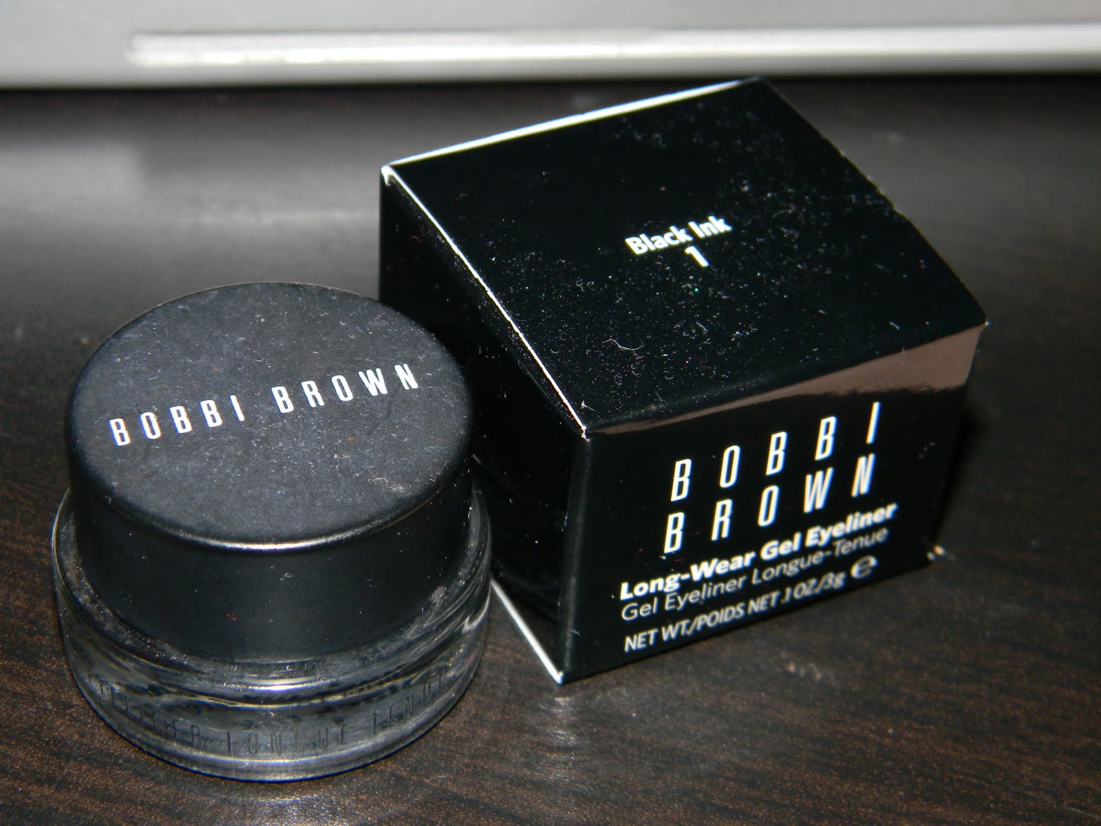 Beauties in Bloom Bobbi Brown Gel Eyeliner in Black Ink