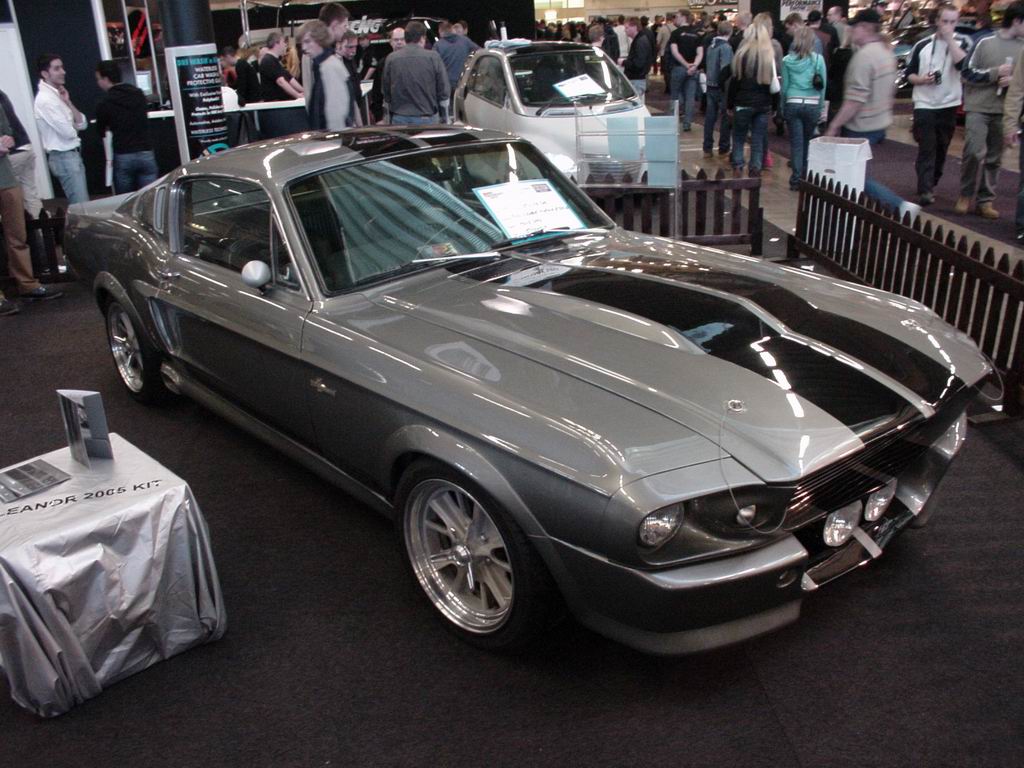 http://3.bp.blogspot.com/-IJufjgXCJVM/UHWnN34_vkI/AAAAAAAAEks/IL6pn-bMfBA/s1600/1967%20Shelby%20GT500%20Eleanor%20Replica_02.jpg