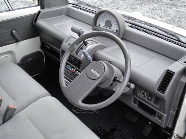 Nissan s Cargo 161