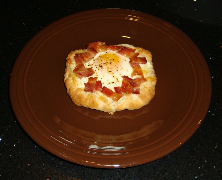 Sarah's Kitchen Egg, Bacon and Cheese Tart