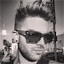 2015-04-17 Candid: Adam Lambert Selfie-Los Angeles, CA
