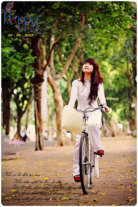 Ngày em mười tám...