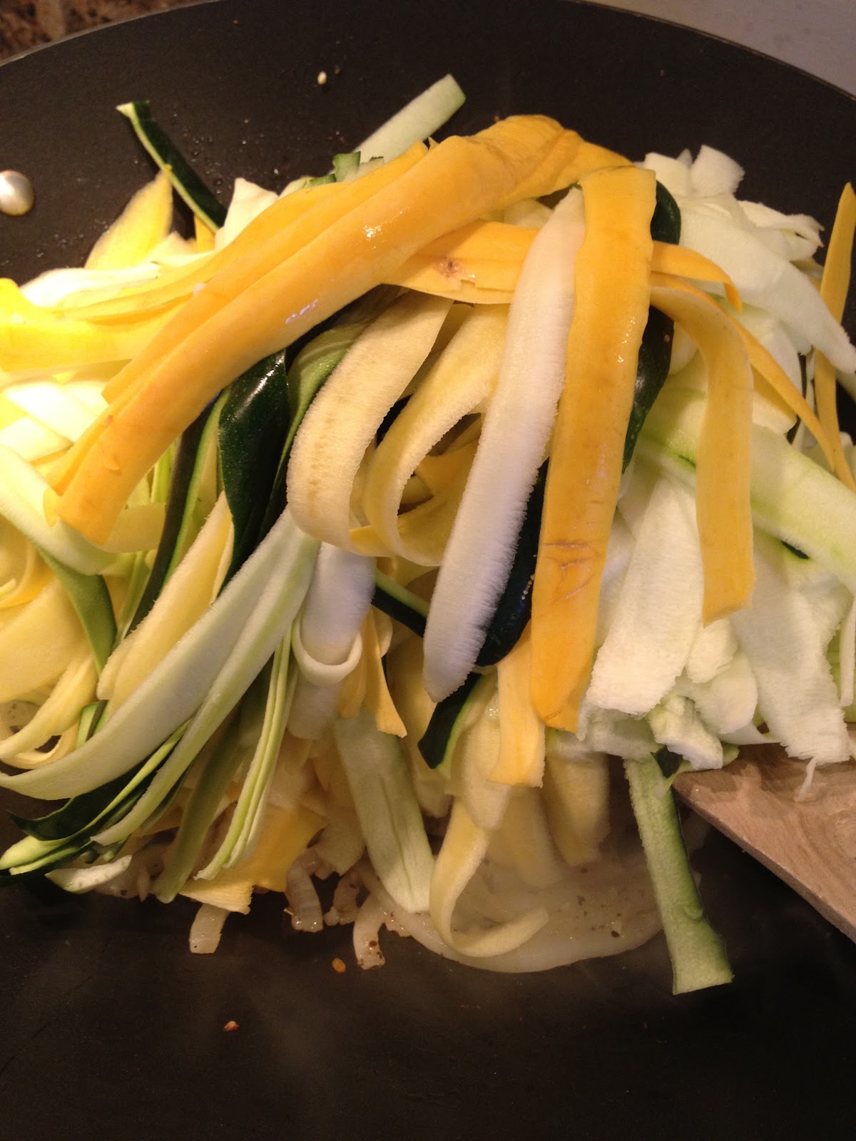 The Full Fridge Zucchini Pasta