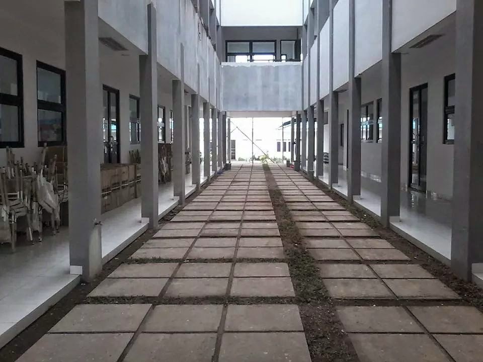 Koridor gedung kembar SICC Boarding School