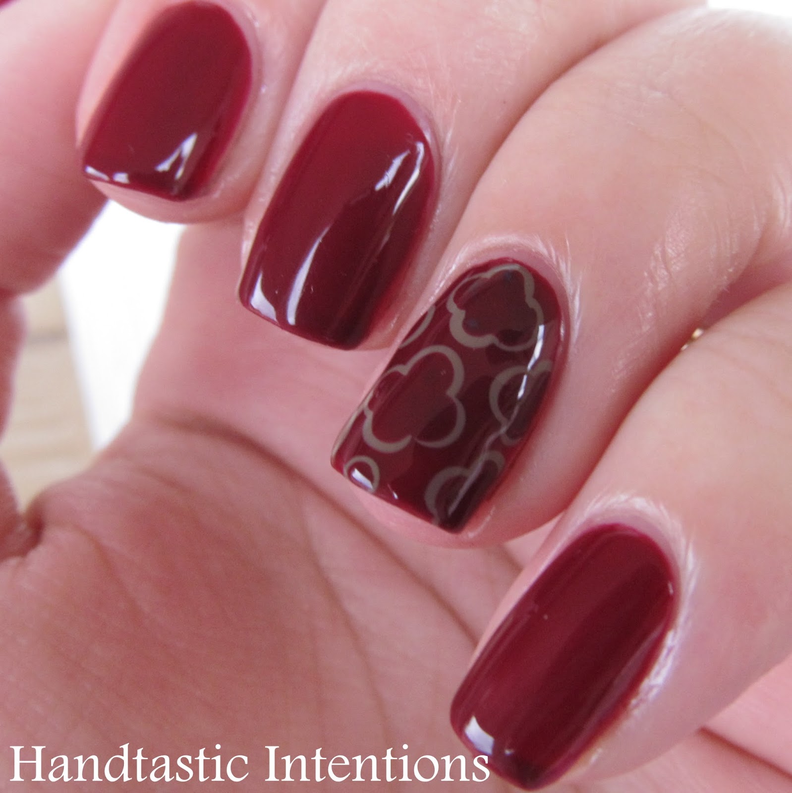 Handtastic Intentions Swatch and Review of Avon Cherry Jubilee and Untamed