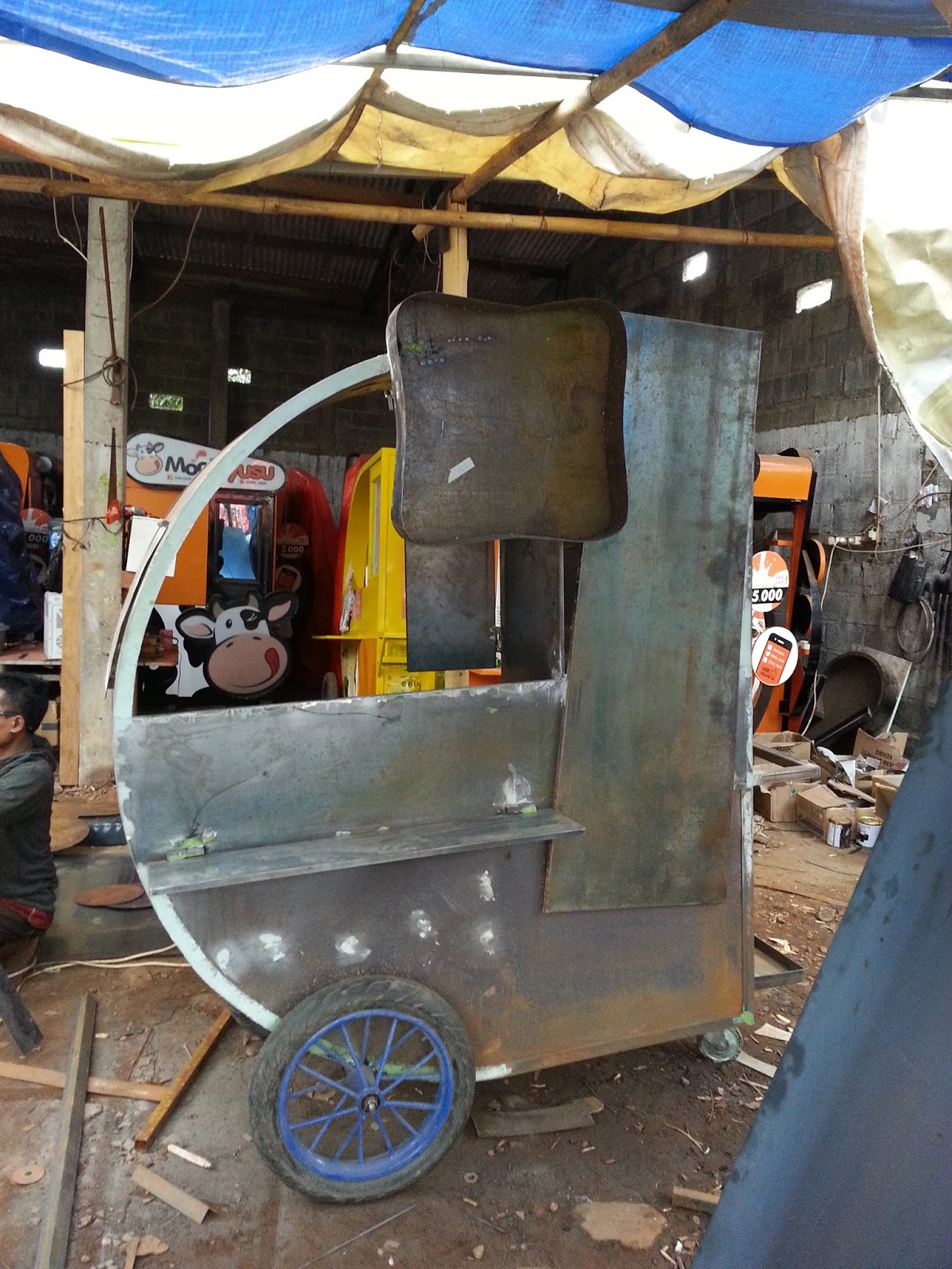 GEROBAK BESI KULINER OUTDOOR PASTA KANGEN