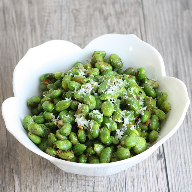 That Winsome Girl Crispy Roasted Edamame