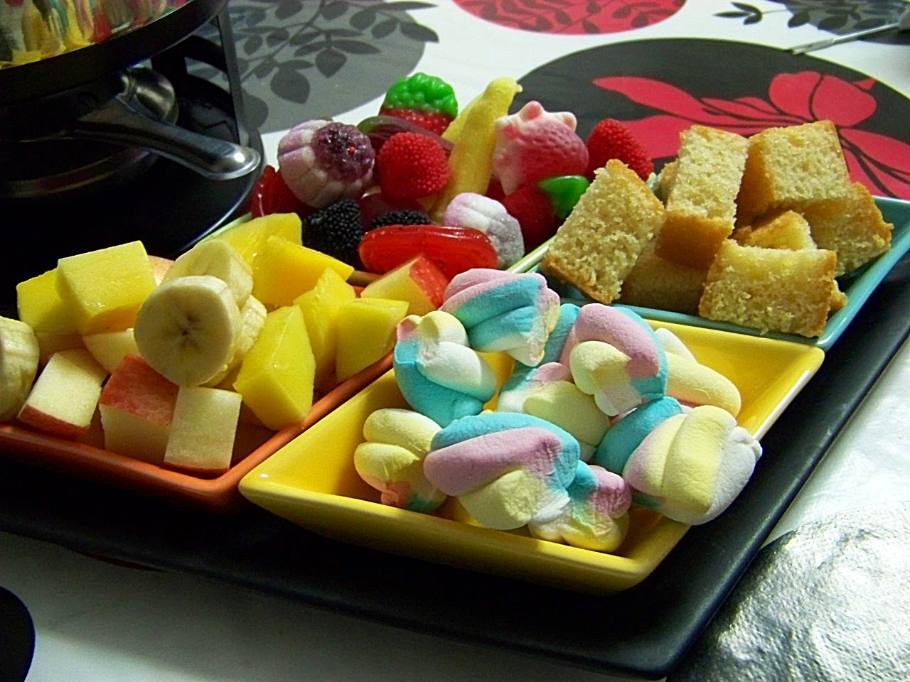 Mi Cocinita de Juguete Fondue de Chocolate con Frutas, Golosinas y