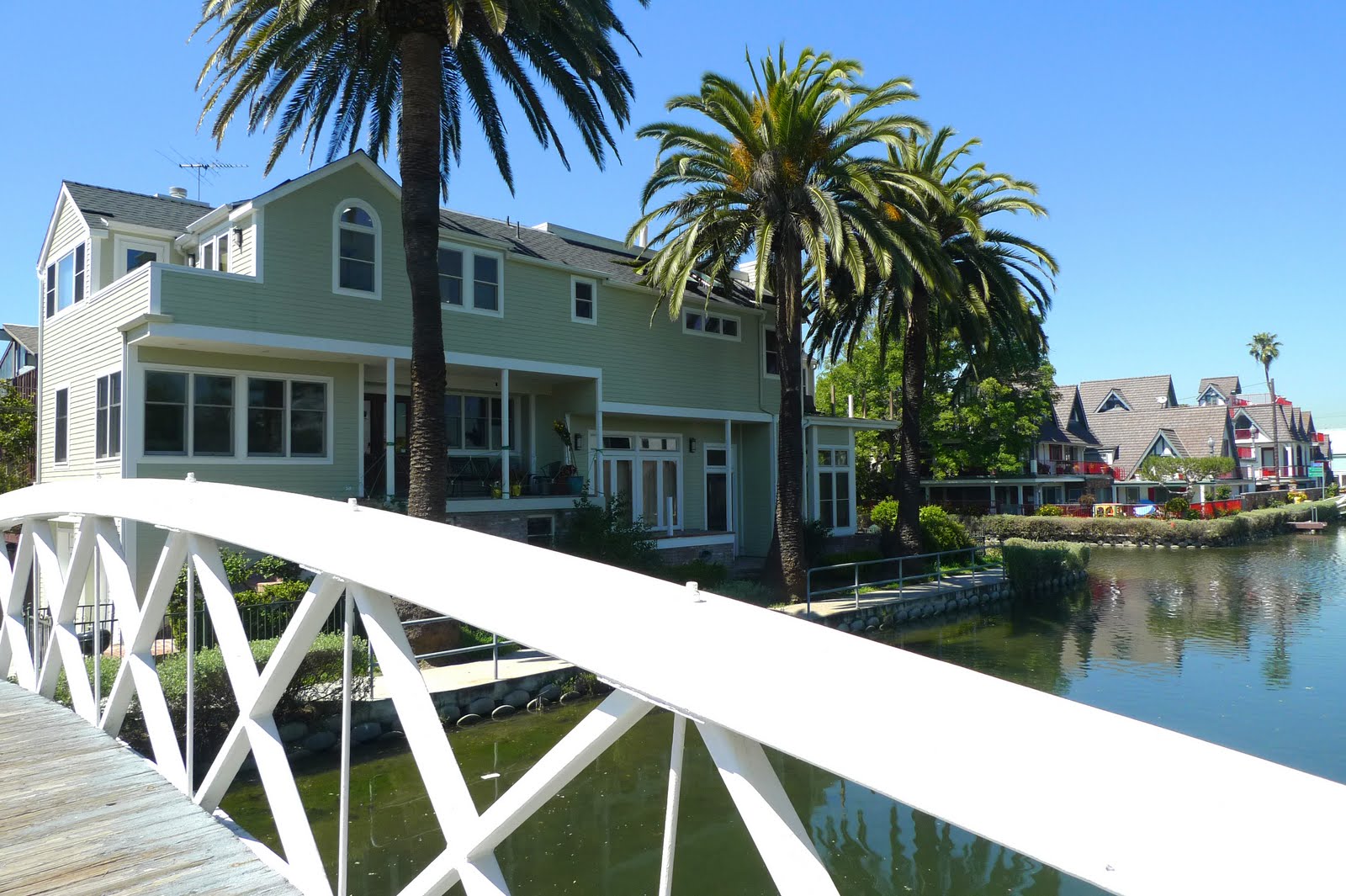 10house Venice Beach Canals, CA