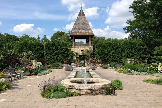 public gardens, Madision, Wisconsin, Olbrich Botanical Gardens, rose garden