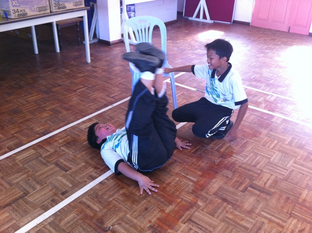 Contoh Latihan Litar