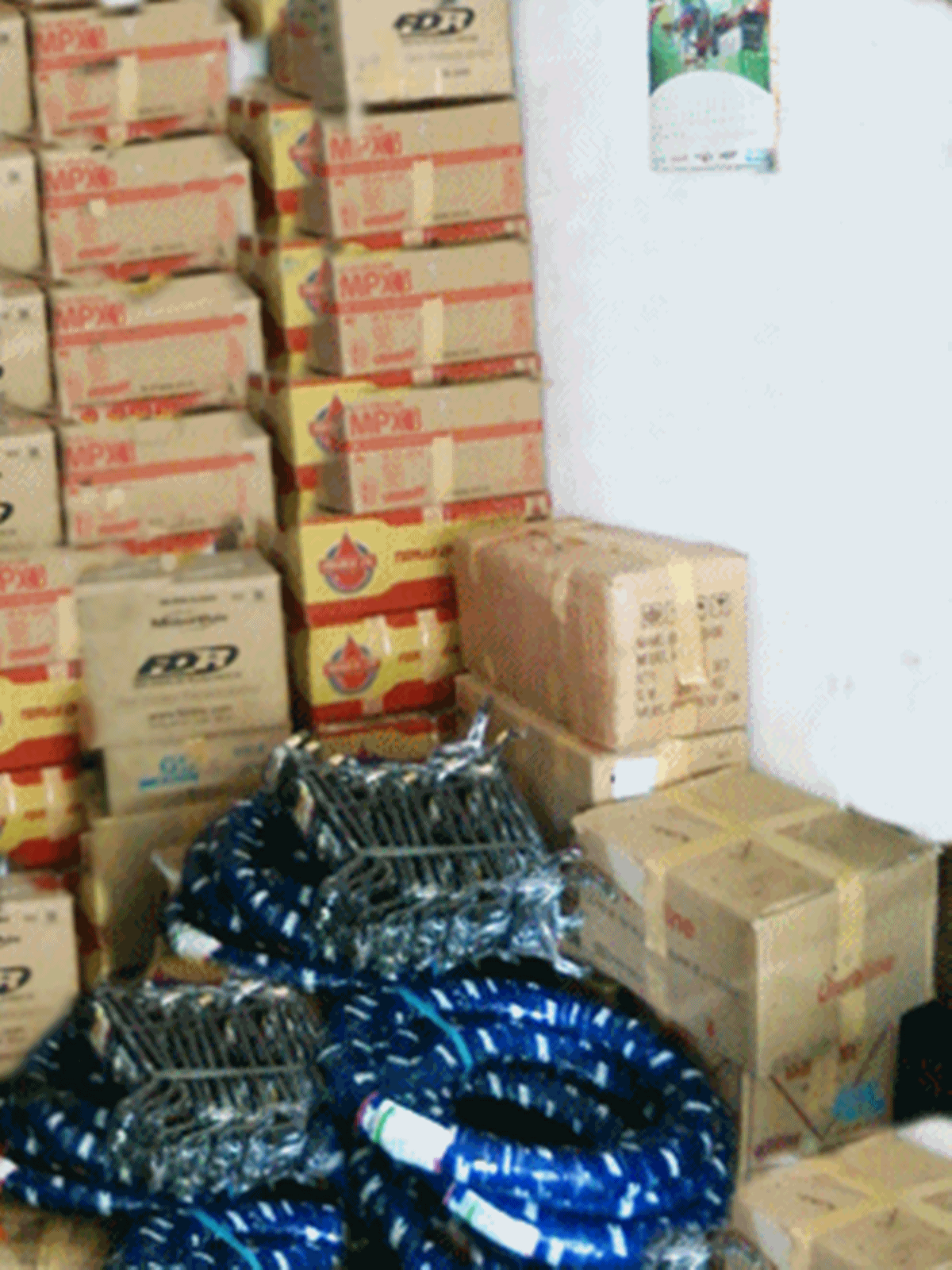 USAHA BENGKEL DAN SPAREPART SEPEDA MOTOR | DISTRIBUTOR GROSIR SPAREPART
