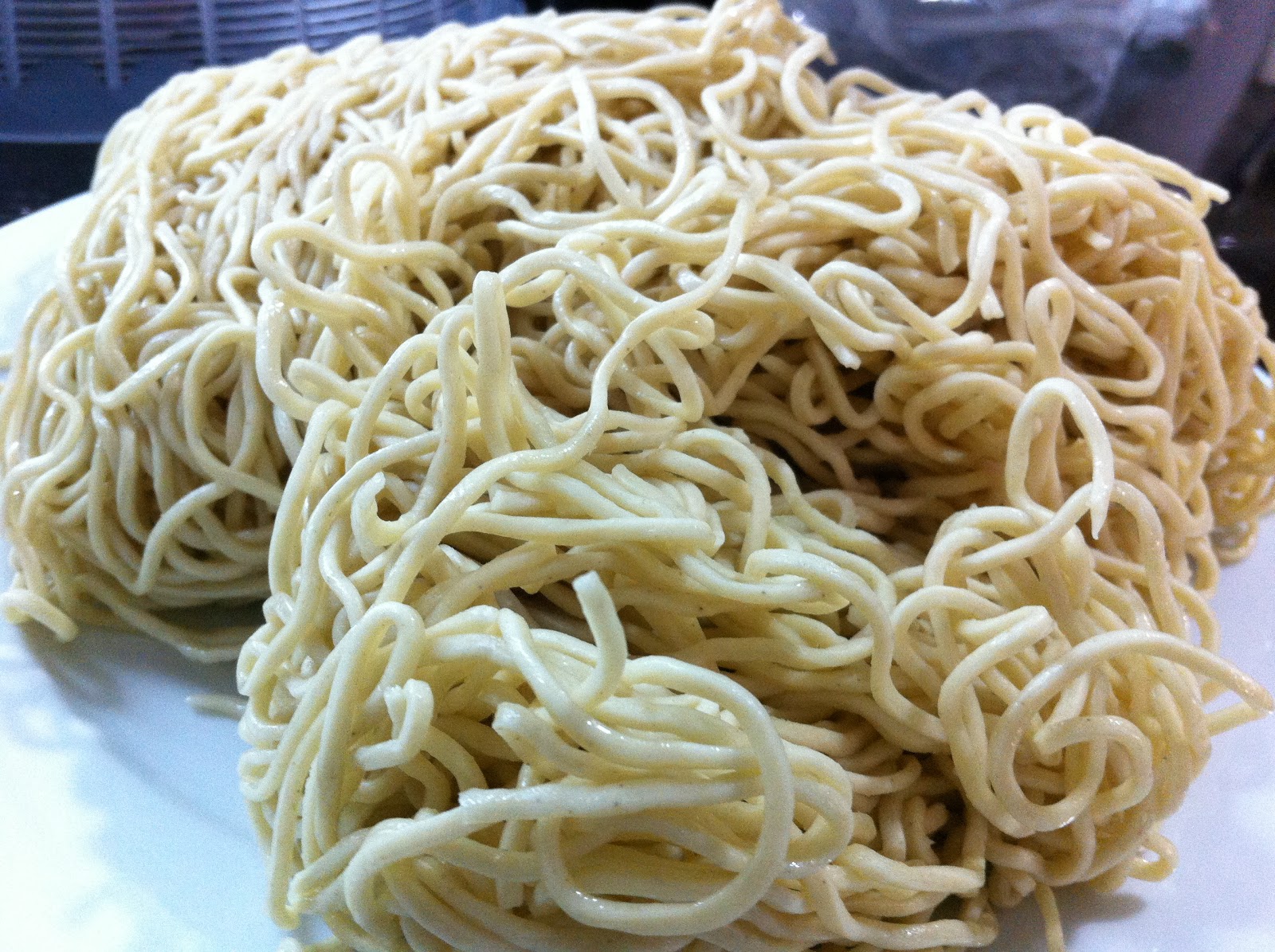 Confessions of a Weekend Cook Fried Egg Noodle (Chow Mein)