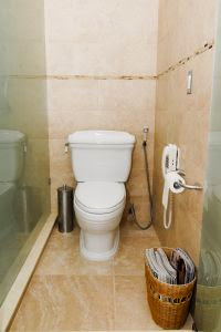 Desain dan Tata Ruang Kamar Mandi Minimalis Kecil Desain dan Tata Ruang Kamar Mandi Minimalis Kecil http://www.rumahminimalisdesign.com/