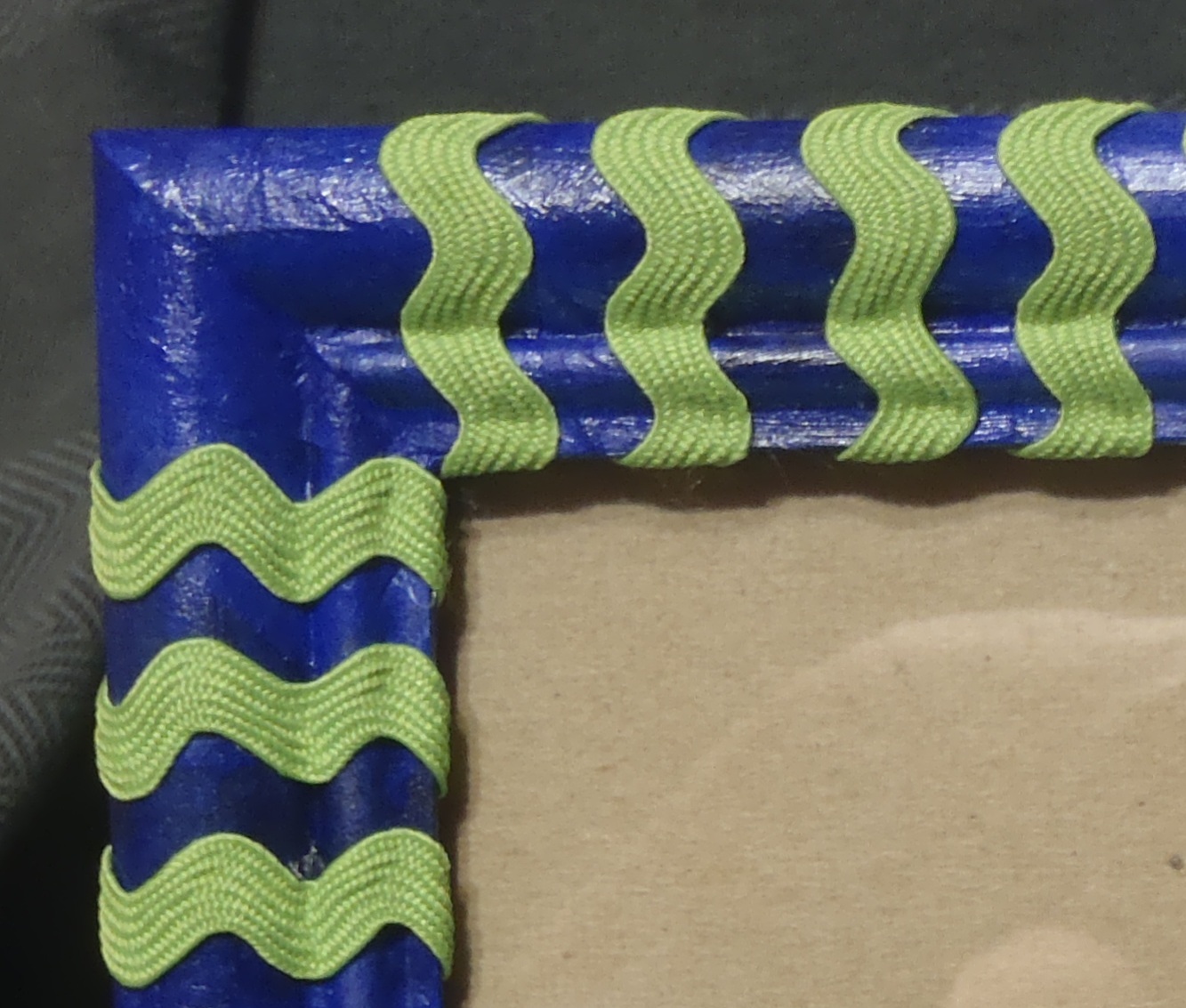 Lord Ozwald's Curious Goods Paper and Ribbon Picture Frame