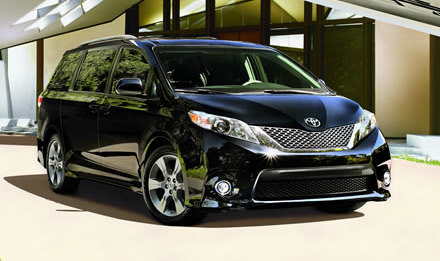 2013_Toyota_Sienna.png