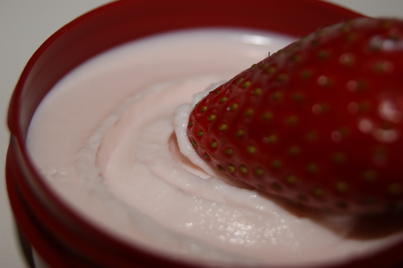 The Body Shop Strawberry Body Butter Review The Sunday Girl