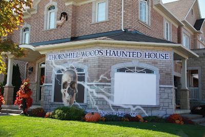 Thornhill Woods Haunted House Blog: MY FRONT ENTRANCE TO MY HAUNTED HOUSE