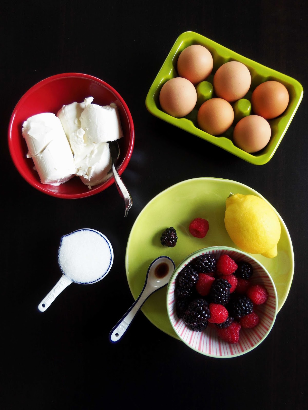 Simply Romanesco Goat Cheese Cake with Berries