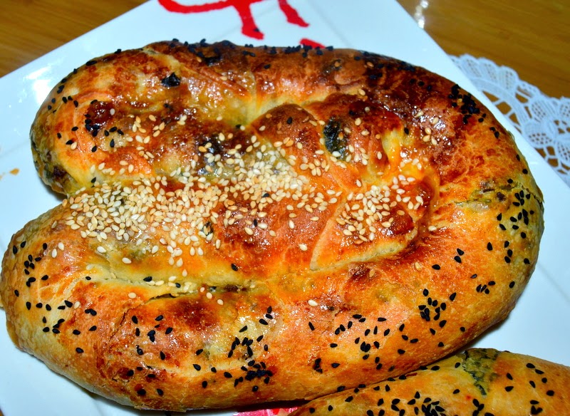 Sevgiden Esintiler Ispanaklı Çarşaf Böreği Nasıl Yapılır?