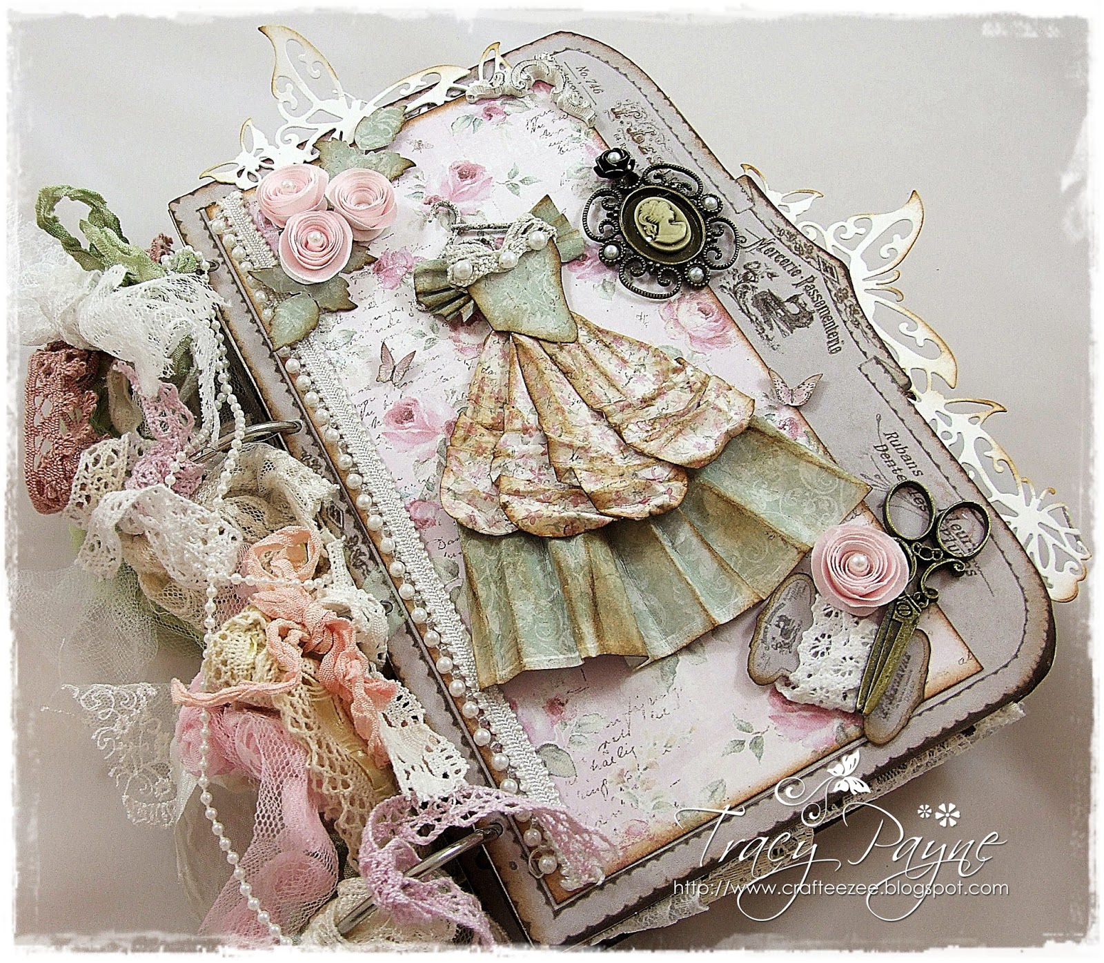 Crafteezee Shabby Lace Book