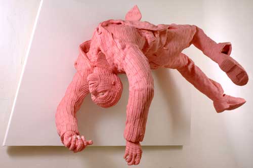 Uniknya Patung Permen Karet Karya Maurizio Savini Patung Permen Karet