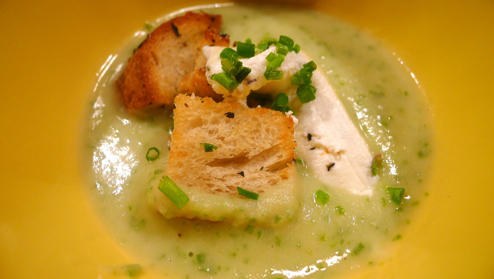 newFOOD tuesdayz Creamy Spring Onion Soup