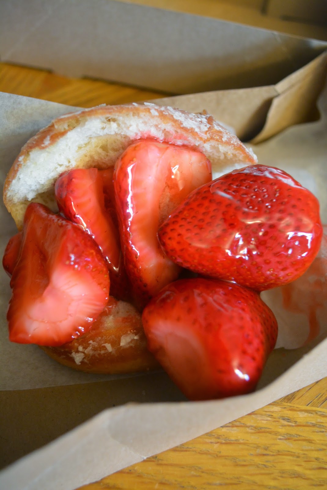 Sasaki Time Life Hack Keeping the Donut Man Strawberry Donut From Getting Soggy on Your Way Home