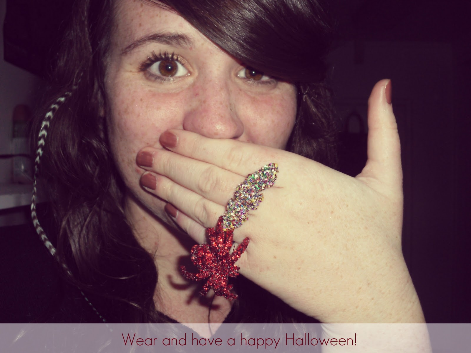 Eloquent Sticks and Stones Halloween Sparkle Ring // DIY