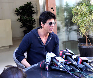 Shahrukh Khan talks about Wankhede Issue with Security Guards 